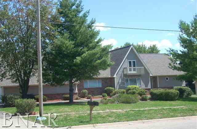 1110 N Linden St., Normal, IL 61761