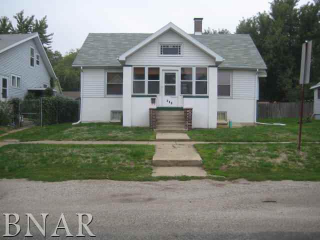 209 W White St., Clinton, IL 61727