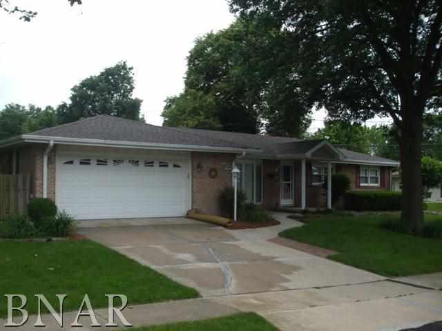 1003 Karin Dr., Normal, IL 61761