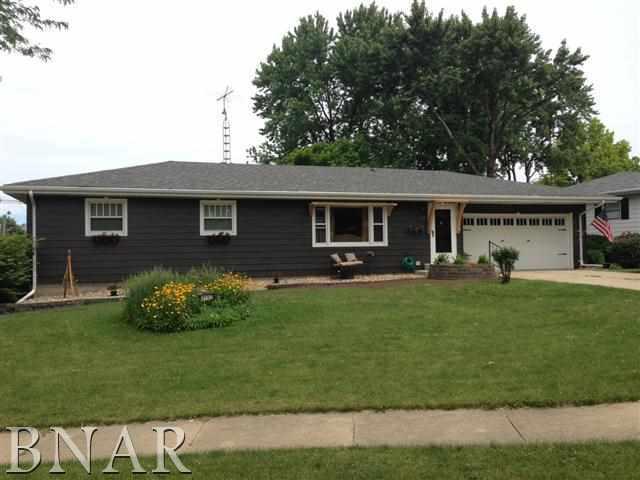 1102 Westview Dr., Normal, IL 61761
