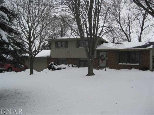 9 Kenfield Cir., Bloomington, IL 61704