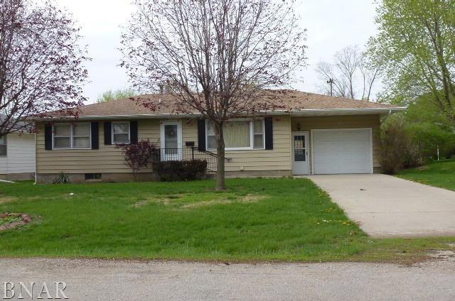 1005 E South, Clinton, IL 61727