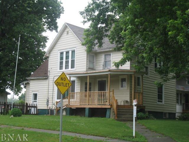 1001 W Macon St., Clinton, IL 61727