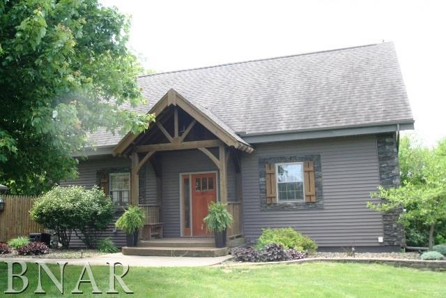 807 Heritage Dr., Mackinaw, IL 61755