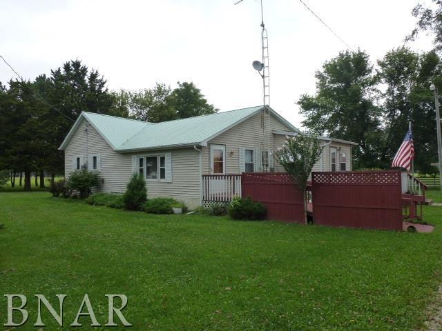 13810 Harrold Point Rd., Wapella, IL 61777