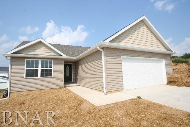 501 Coventry, Mackinaw, IL 61755
