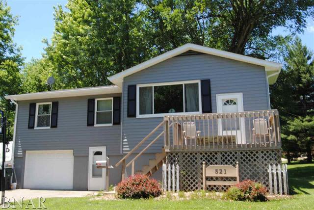 521 S Portland Pl., Clinton, IL 61727