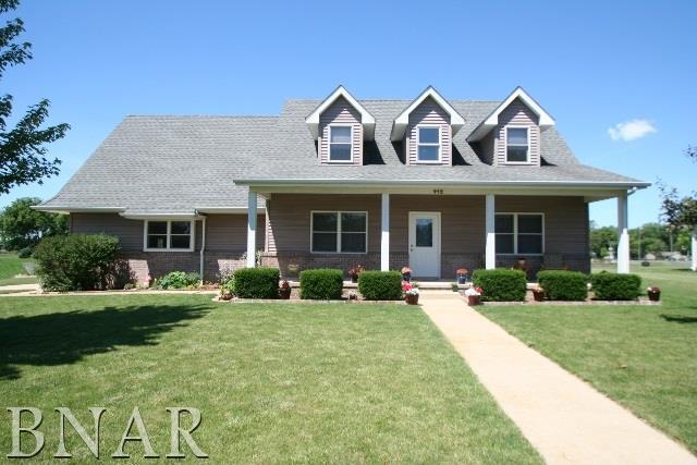 412 S Juliana, Mackinaw, IL 61755