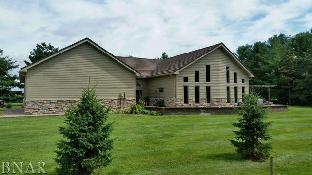 2221 County Road 600, Secor, IL 61771