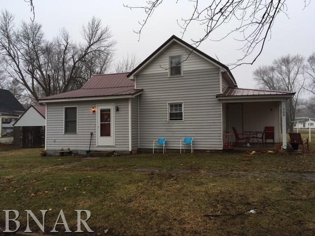 309 E Walnut, Piper City, IL 60959