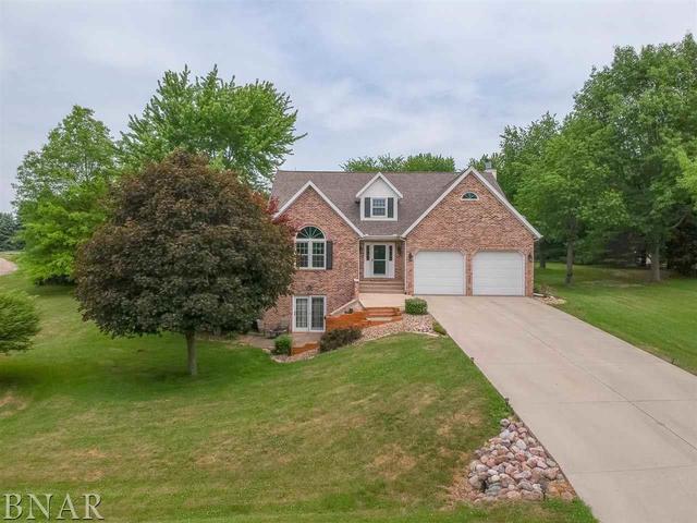 19590 Oakwood Dr., Bloomington, IL 61705