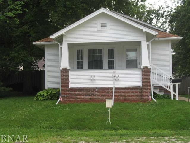 209 S Alexander St., Clinton, IL 61727