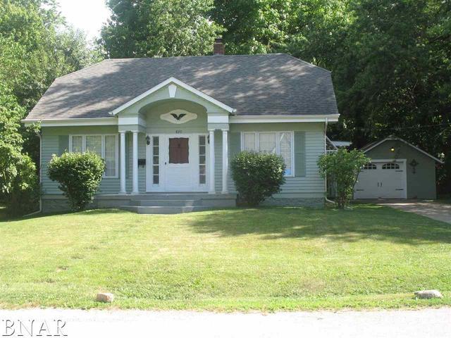 820 W South St., Clinton, IL 61727
