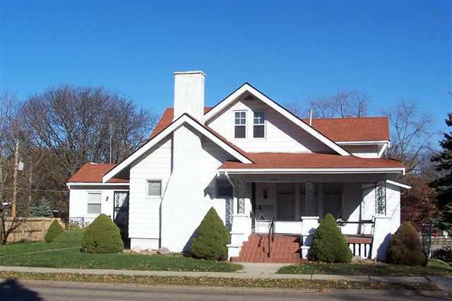 610 E Emerson St., Bloomington, IL 61701