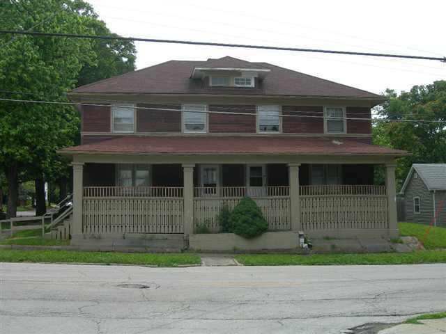 302 &302 S Gridley St., Bloomington, IL 61701