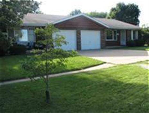 305-307 Bradbury St., Deer Creek, IL 61733