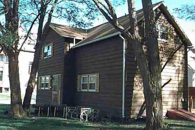 611 N Mclean St., Bloomington, IL 61701