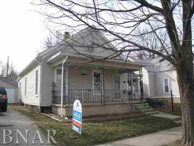 809 & 80 E Monroe St., Bloomington, IL 61701