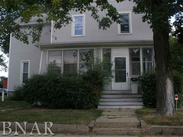 1008 E Grove St., Bloomington, IL 61701