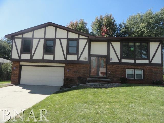 23 Kenfield Cir., Bloomington, IL 61704