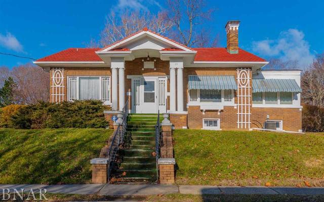 15 Broadway Pl., Normal, IL 61761