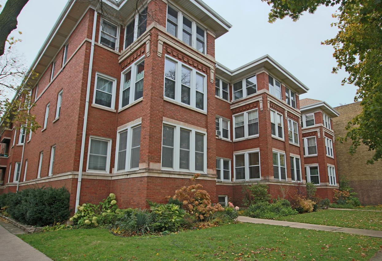 1444 W Jarvis Ave. #3C, Chicago, IL 60626