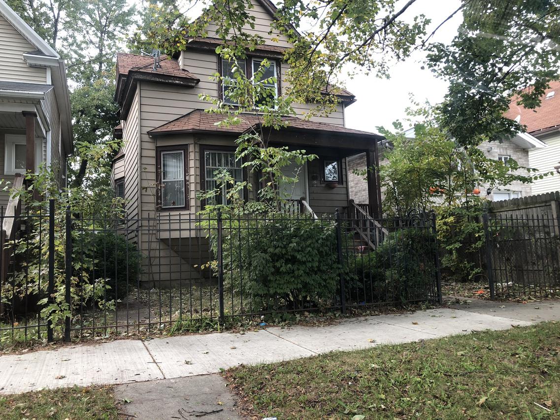 924 N Lawler Ave., Chicago, IL 60651