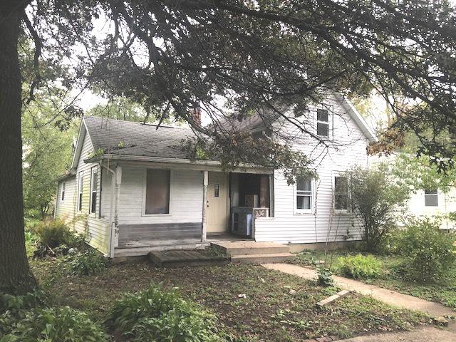 136 S Walnut St., Franklin Grove, IL 61031