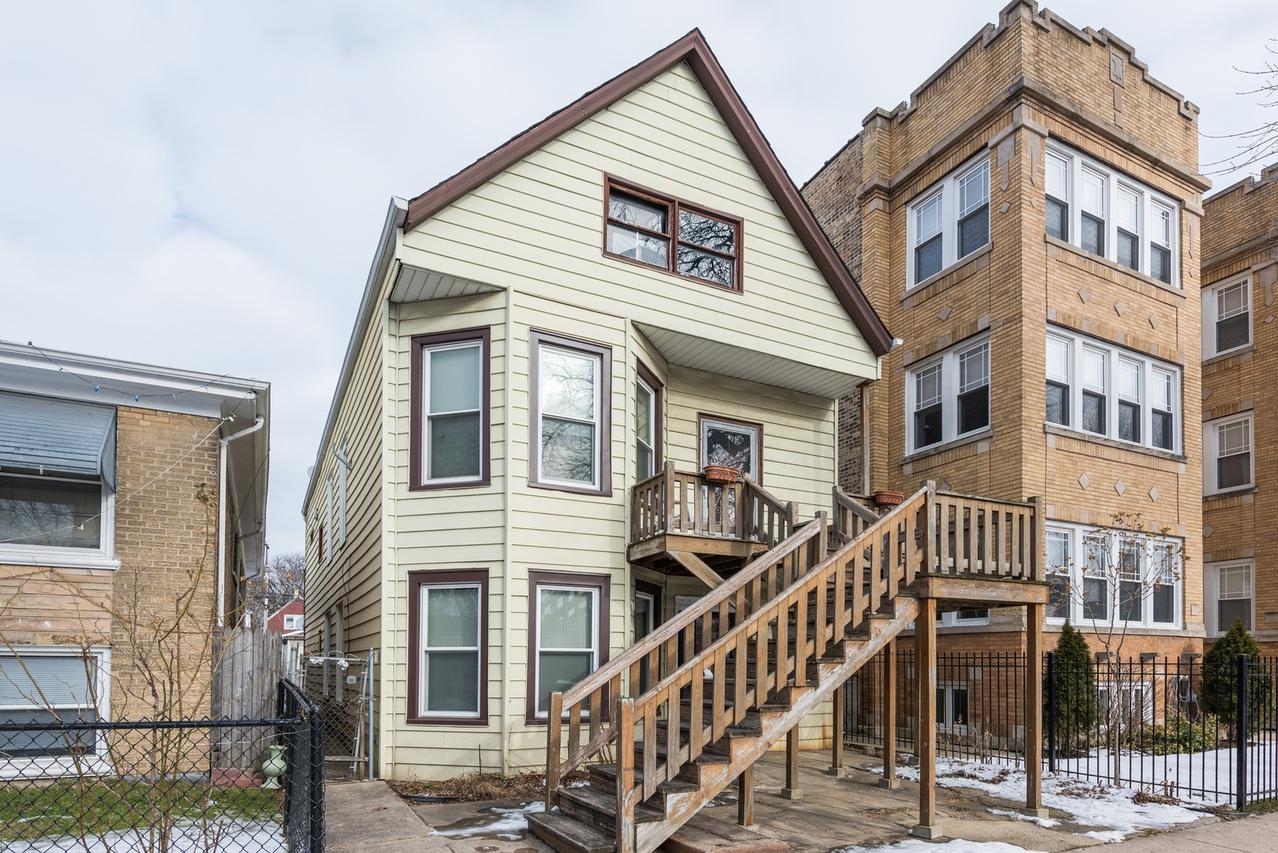 2542 W Winnemac Ave., Chicago, IL 60625