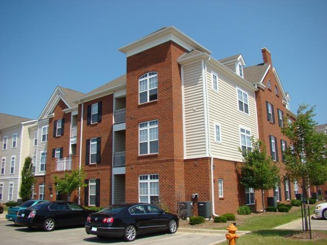1905 N Lincoln Ave. #221, Urbana, IL 61801