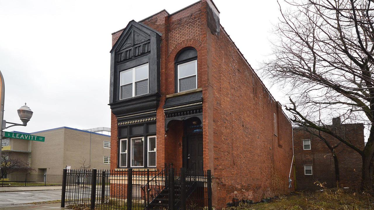 2201 W Monroe St., Chicago, IL 60612