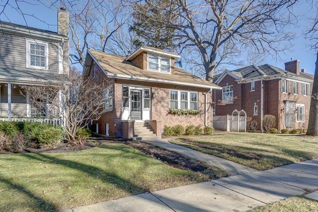 2016 Birchwood Ave., Wilmette, IL 60091