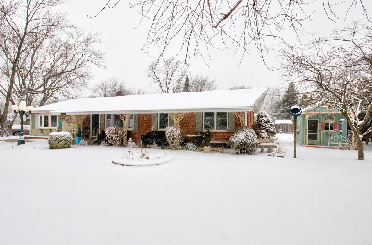 959 Shirley Pkwy., New Lenox, IL 60451