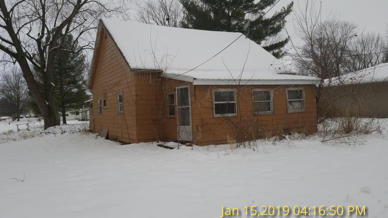 427 E Christy St., Cowden, IL 62422