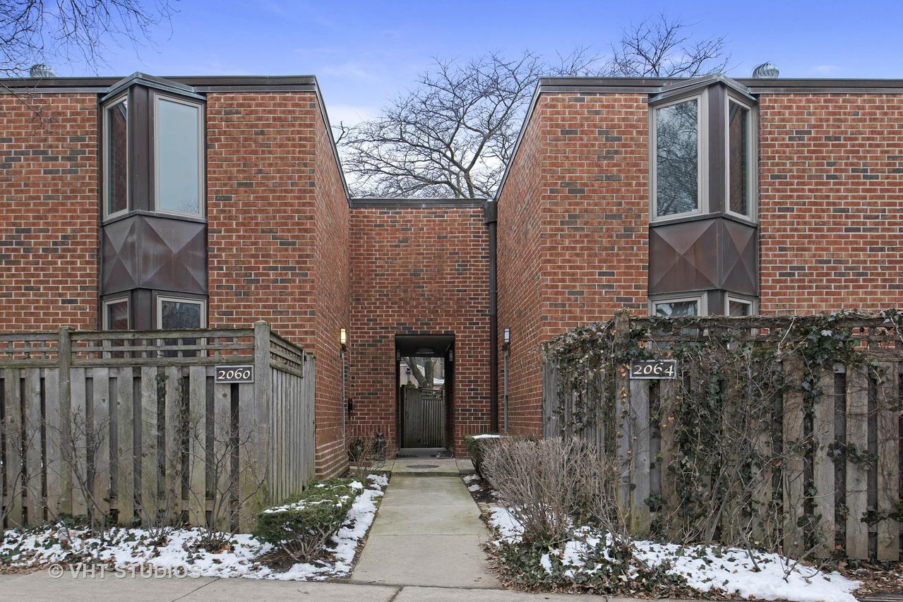 2058 N Larrabee St., Chicago, IL 60614
