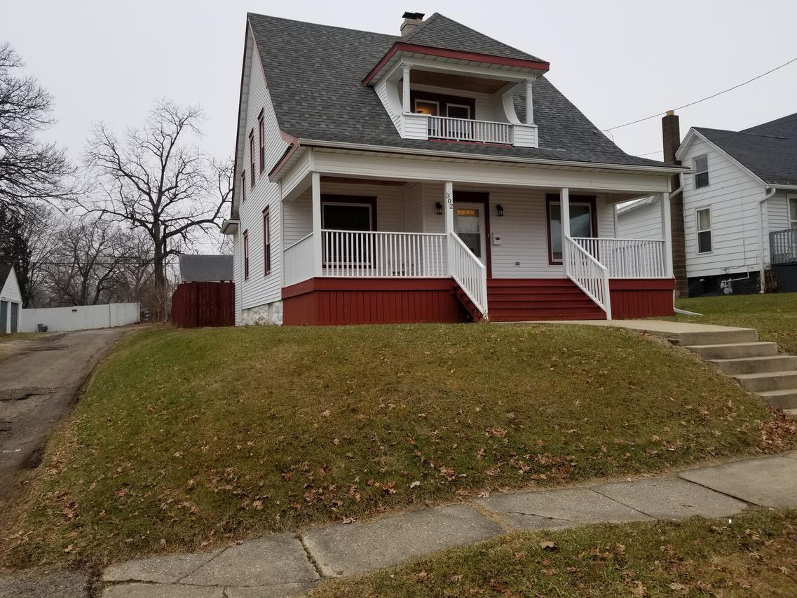 302 Forest Ave., Rockford, IL 61101
