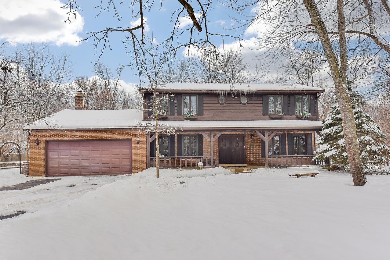 28W210 Hillview Ave., West Chicago, IL 60185