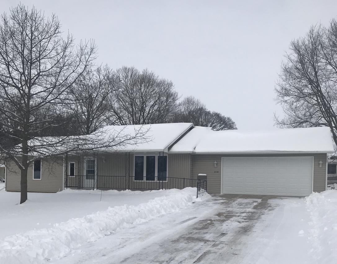 203 N Runyard St., Winnebago, IL 61088