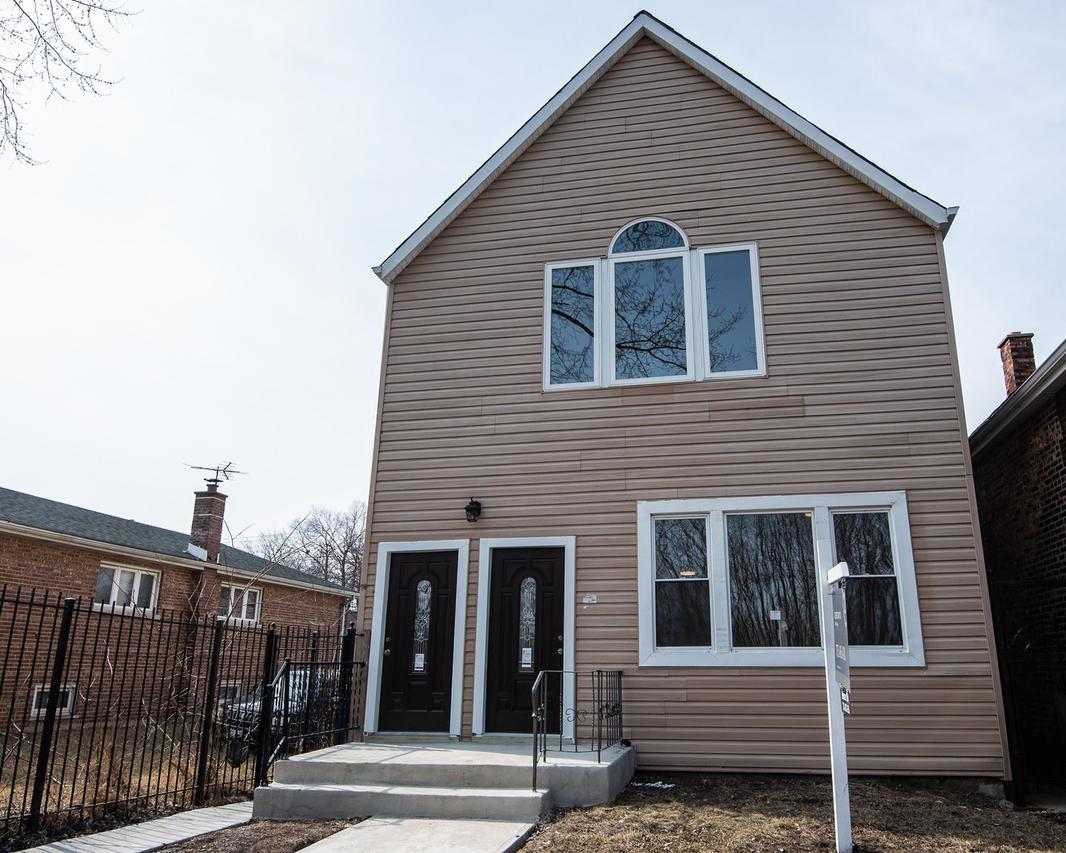 8030 S Brandon Ave., Chicago, IL 60617