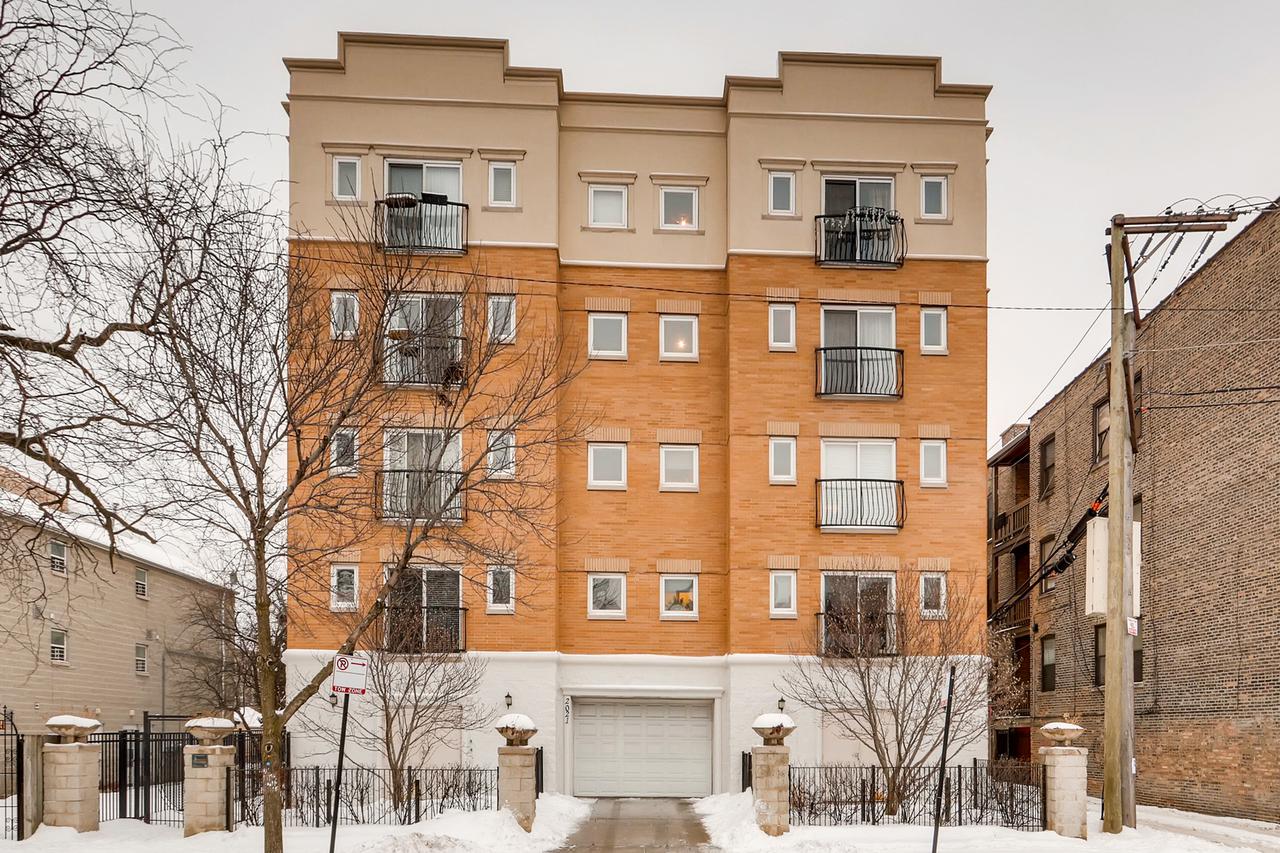 2021 N Kedzie Ave. #5D, Chicago, IL 60647