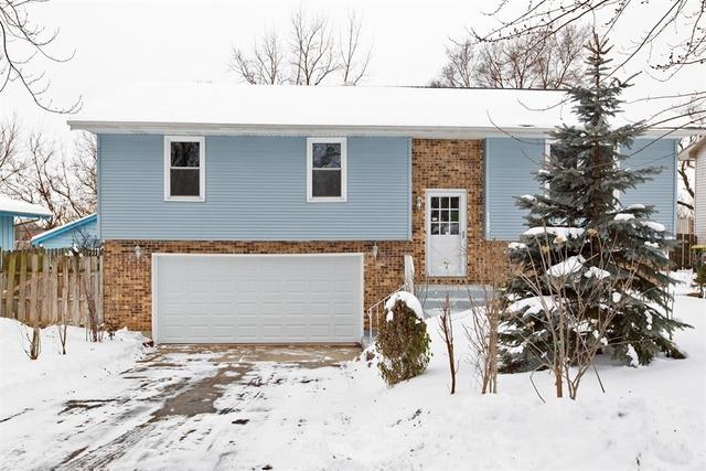 1127 Patton Ave., Lake In The Hills, IL 60156