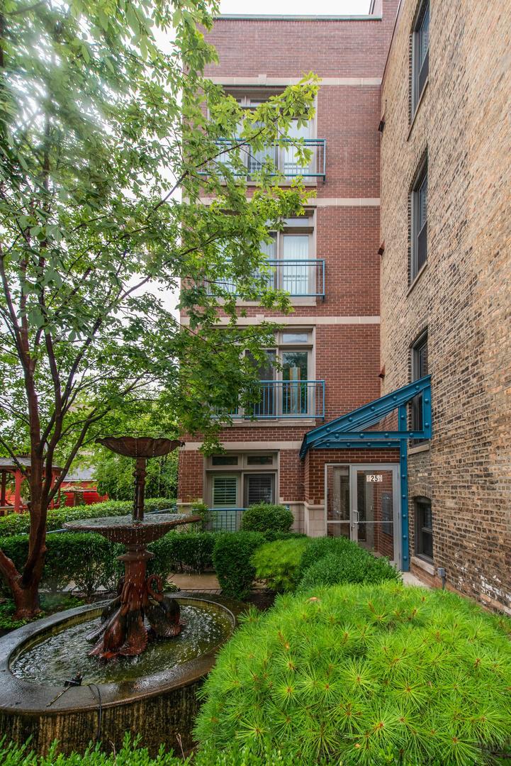 1250 W Argyle St. #3R, Chicago, IL 60640
