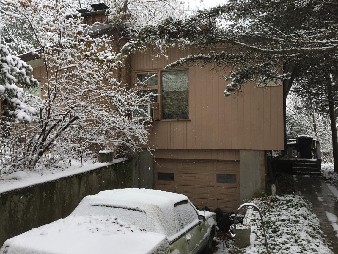 210 Kainer Ave., Barrington, IL 60010