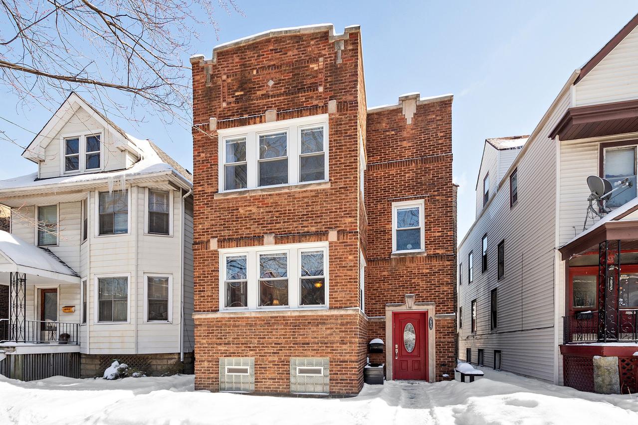 3837 N Central Park Ave., Chicago, IL 60618