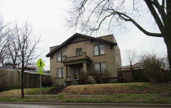 904 Walnut St., Highland, IL 62249