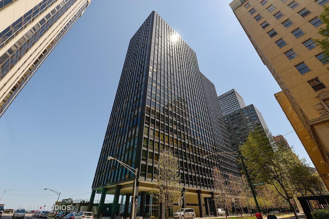 910 N Lake Shore Dr. #817, Chicago, IL 60611