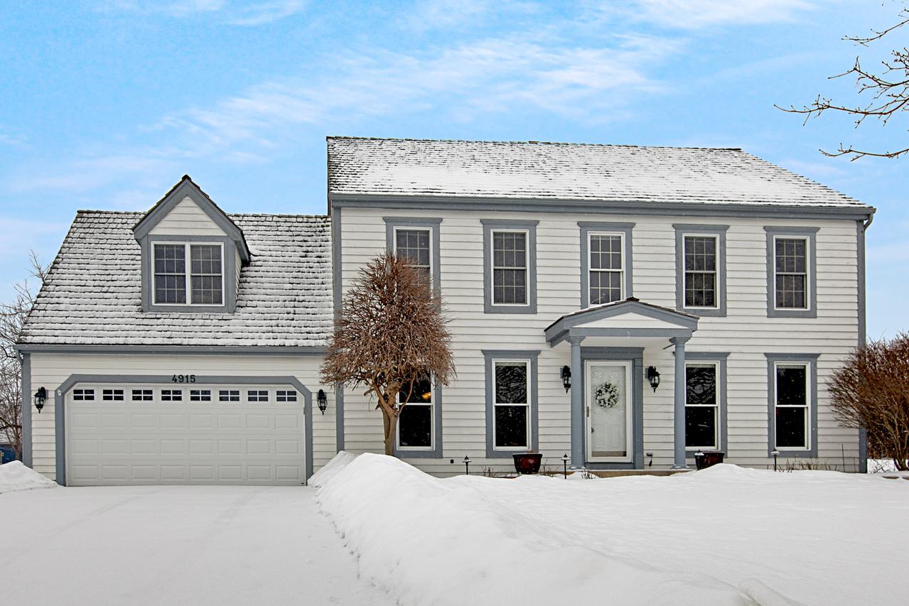 4915 Kings Way, Gurnee, IL 60031