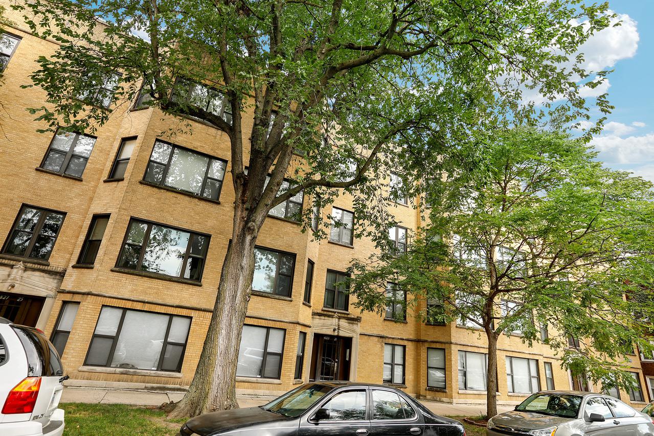 4823 N Fairfield Ave. #3, Chicago, IL 60625