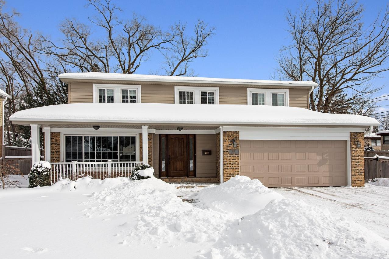 815 Indian Rd., Glenview, IL 60025