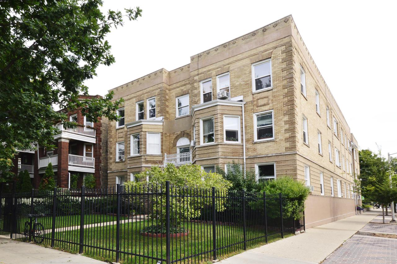 1226 W Sunnyside Ave. #2E, Chicago, IL 60640